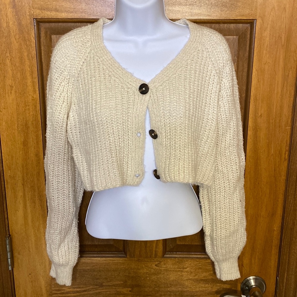Girls 10/12 crop button front sweater
